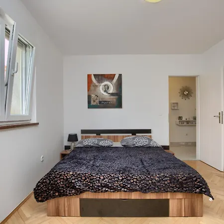 S Pogledom Na Apartment *