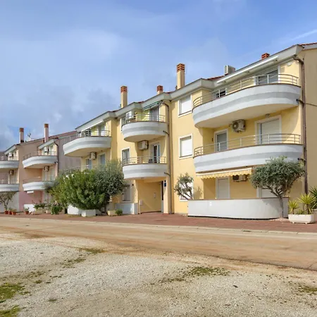 Apartman S Pogledom Na *