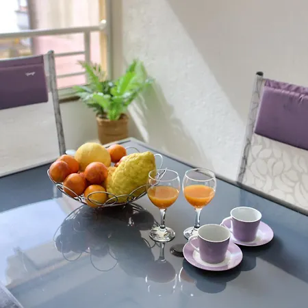 Apartman S Pogledom Na *